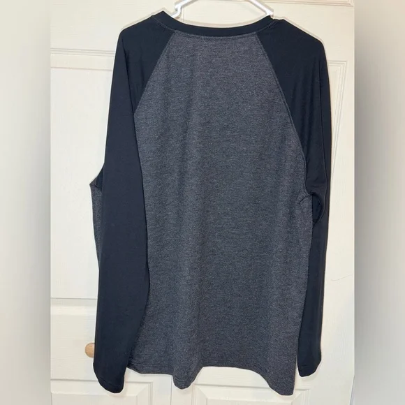 Orvis men’s XL gray and black long sleeve shirt - Picture 6 of 8